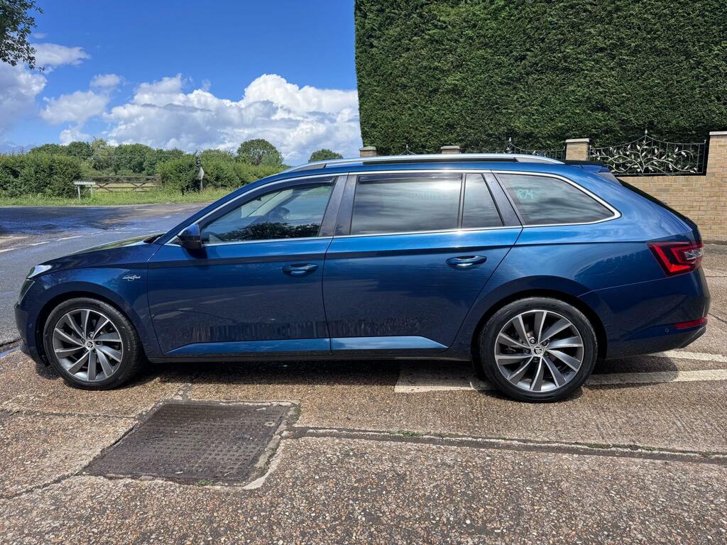 Skoda Superb 2.0 Tdi Se 2017 Silver #9