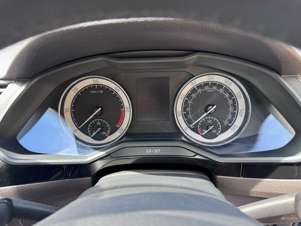 Skoda Superb 2.0 Tdi Se 2017 Silver #82