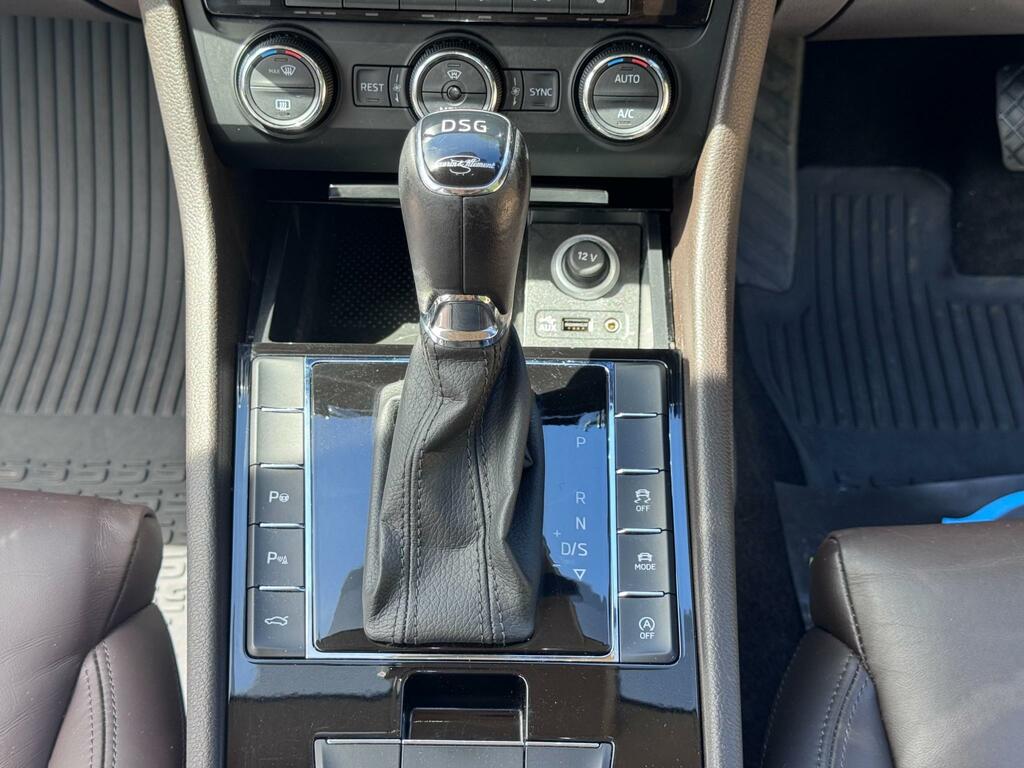 Skoda Superb 2.0 Tdi Se 2017 Silver #91