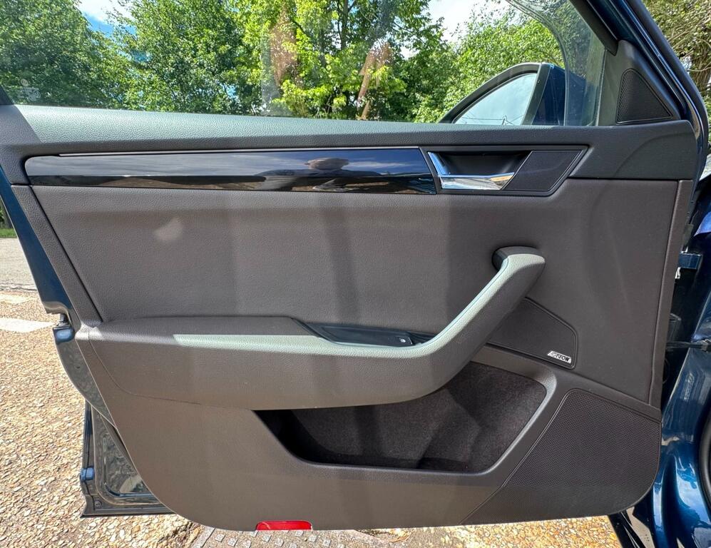 Skoda Superb 2.0 Tdi Se 2017 Silver #48