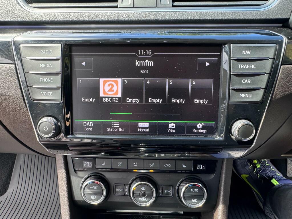 Skoda Superb 2.0 Tdi Se 2017 Silver #16