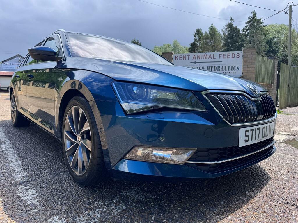 Skoda Superb 2.0 Tdi Laurin Klement Estate Blue #4