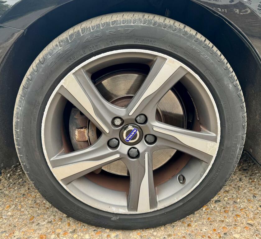 Volvo V40 2.0 D2 R-design 118 Bhp Blue #55