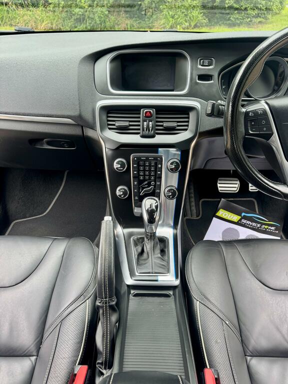 Volvo V40 2.0 D2 R-design 118 Bhp Blue #61