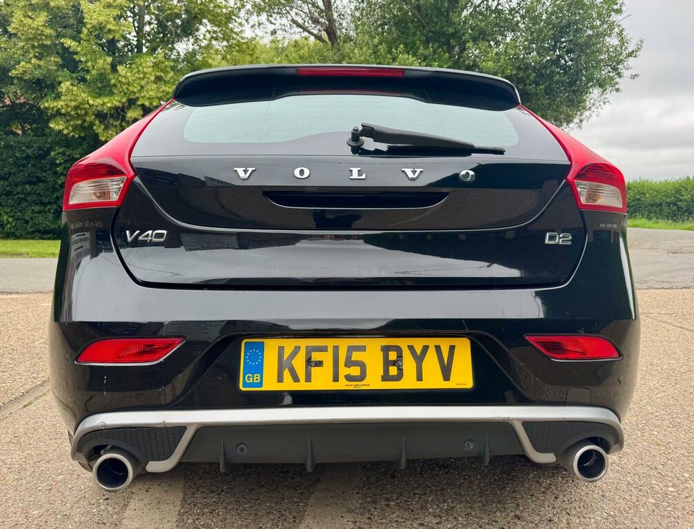 Volvo V40 2.0 D2 R-design 118 Bhp Blue #7