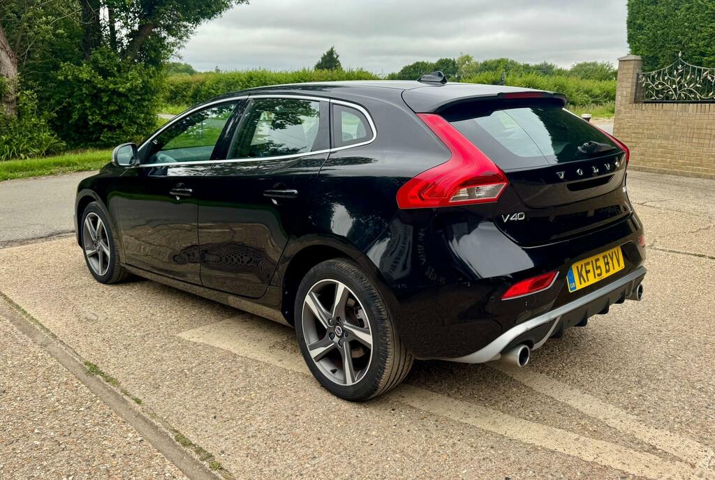 Volvo V40 2.0 D2 R-design 118 Bhp Blue #31