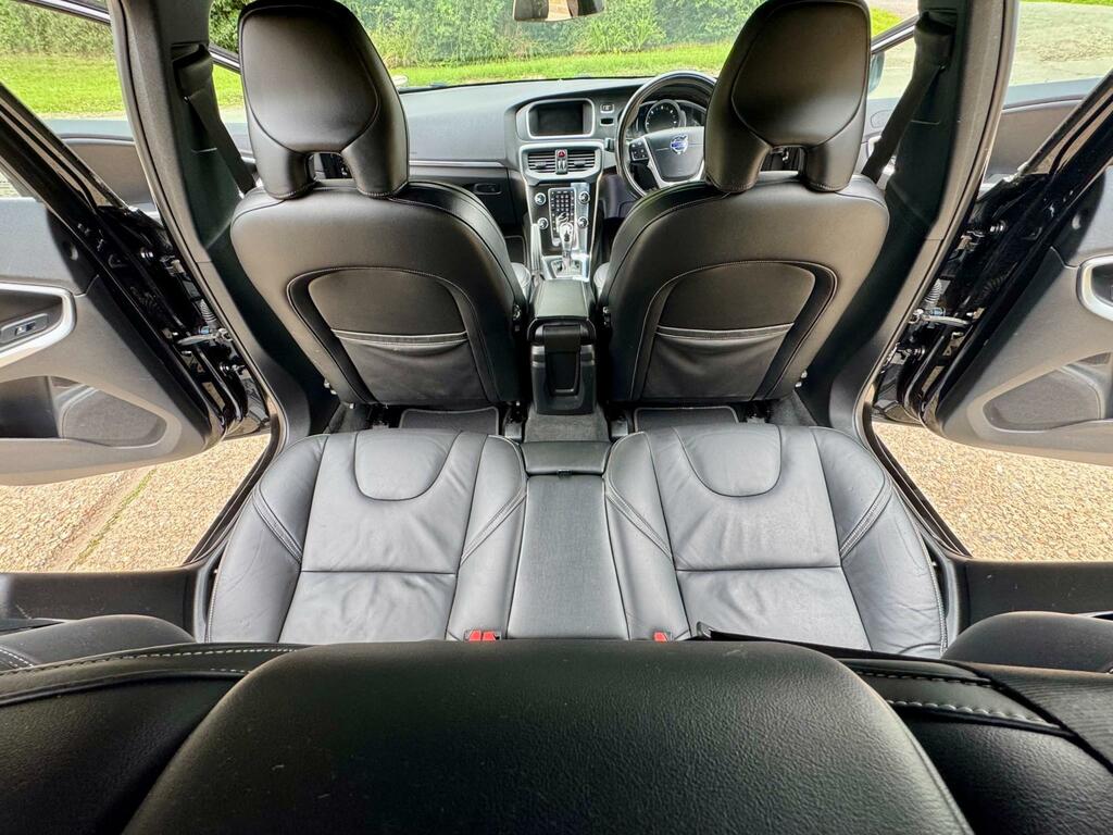 Volvo V40 2.0 D2 R-design 118 Bhp Blue #69
