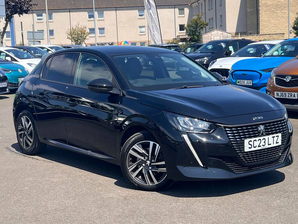 Peugeot 208 Puretech Allure Premium Plus Ss Black