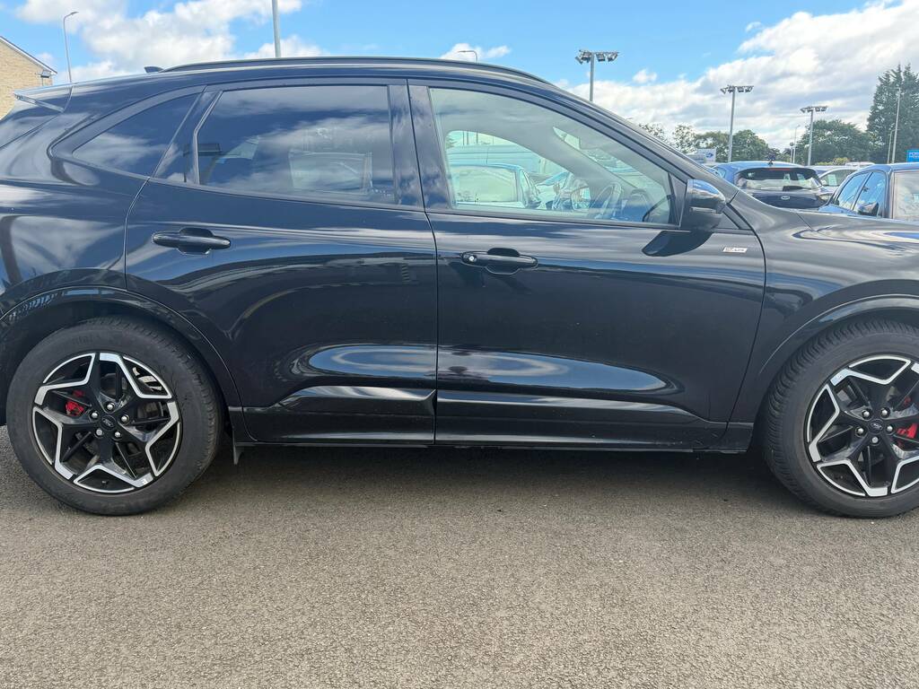 Ford Kuga 2.5 Fhev St-line X Cvt DN74UPA Black #2
