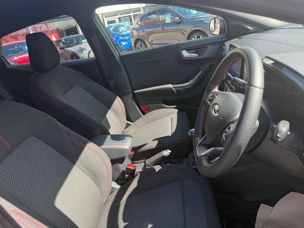 Ford Puma St-line Mhev 1.0 125Ps SN24KWA Black #4