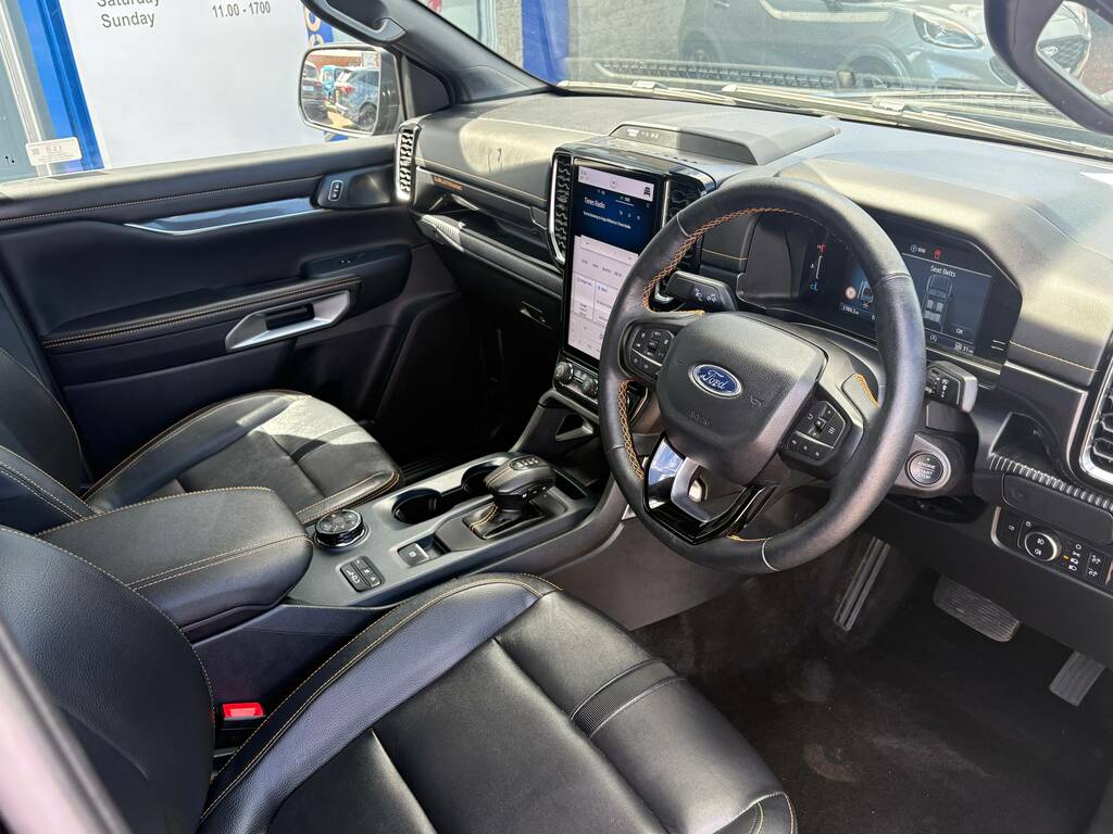 Ford Ranger Wildtrak 2.0 Ecoblue 205 Black #4