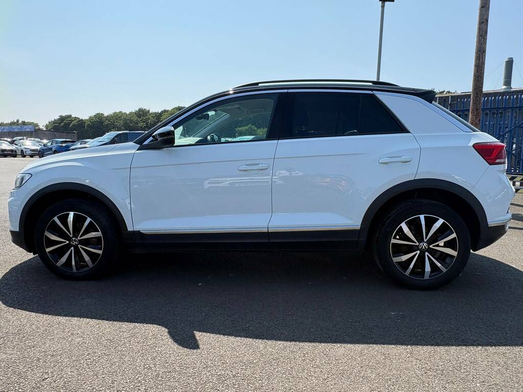 Volkswagen T-Roc 1.0 Tsi Design Suv Euro 6 Ss VO21HYV White #4