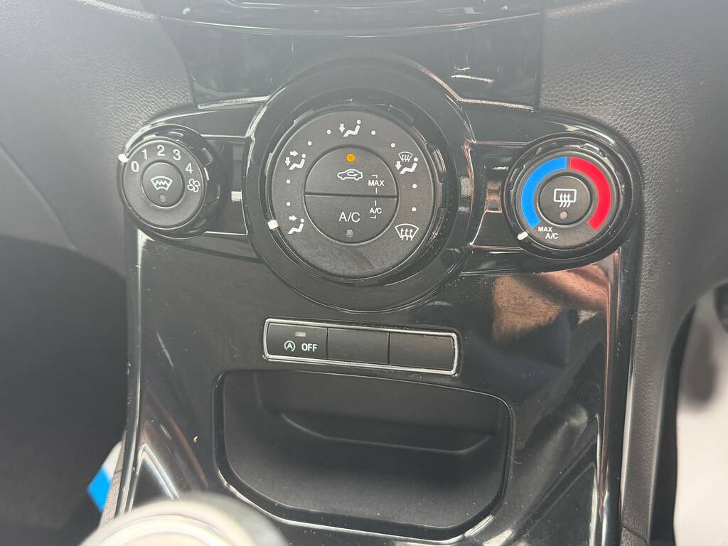 Ford Fiesta 1.25 82 Zetec Blue #22