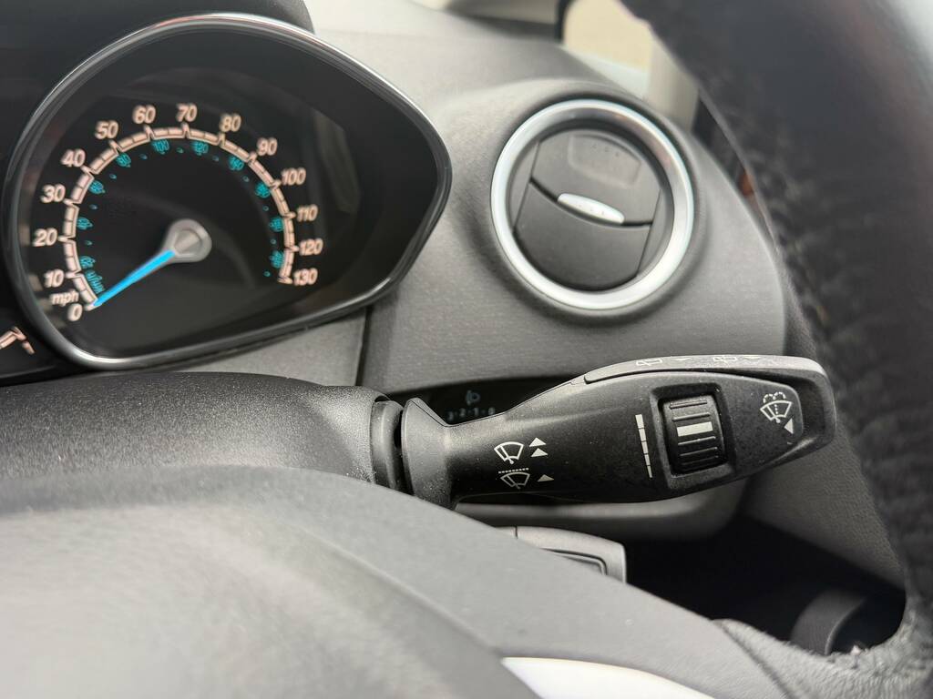 Ford Fiesta 1.25 82 Zetec Blue #18