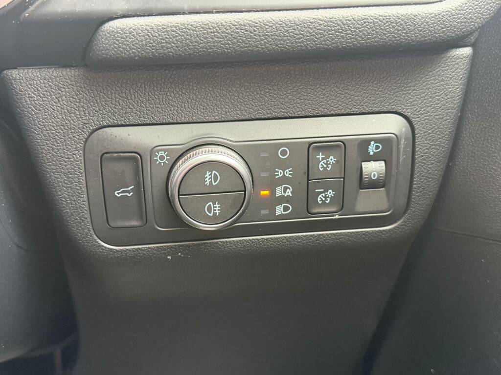 Ford Kuga Vignale 2.5L Duratec 225Ps Phev Fwd Cvt Aut White #30