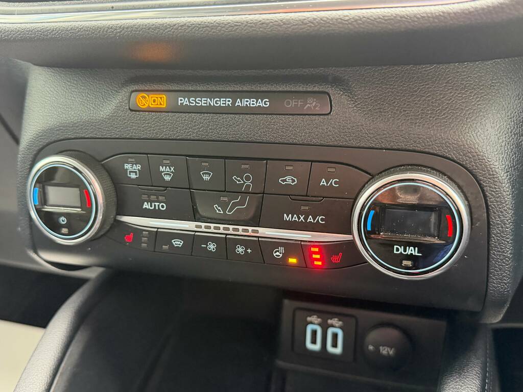 Ford Kuga Vignale 2.5L Duratec 225Ps Phev Fwd Cvt Aut White #25