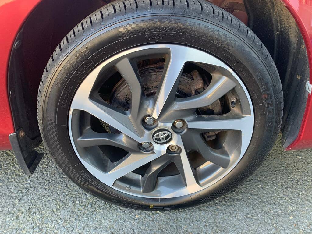 Toyota Yaris 1.5 Vvt-h Excel E-cvt Euro 6 Ss 15In Alloy Red #6