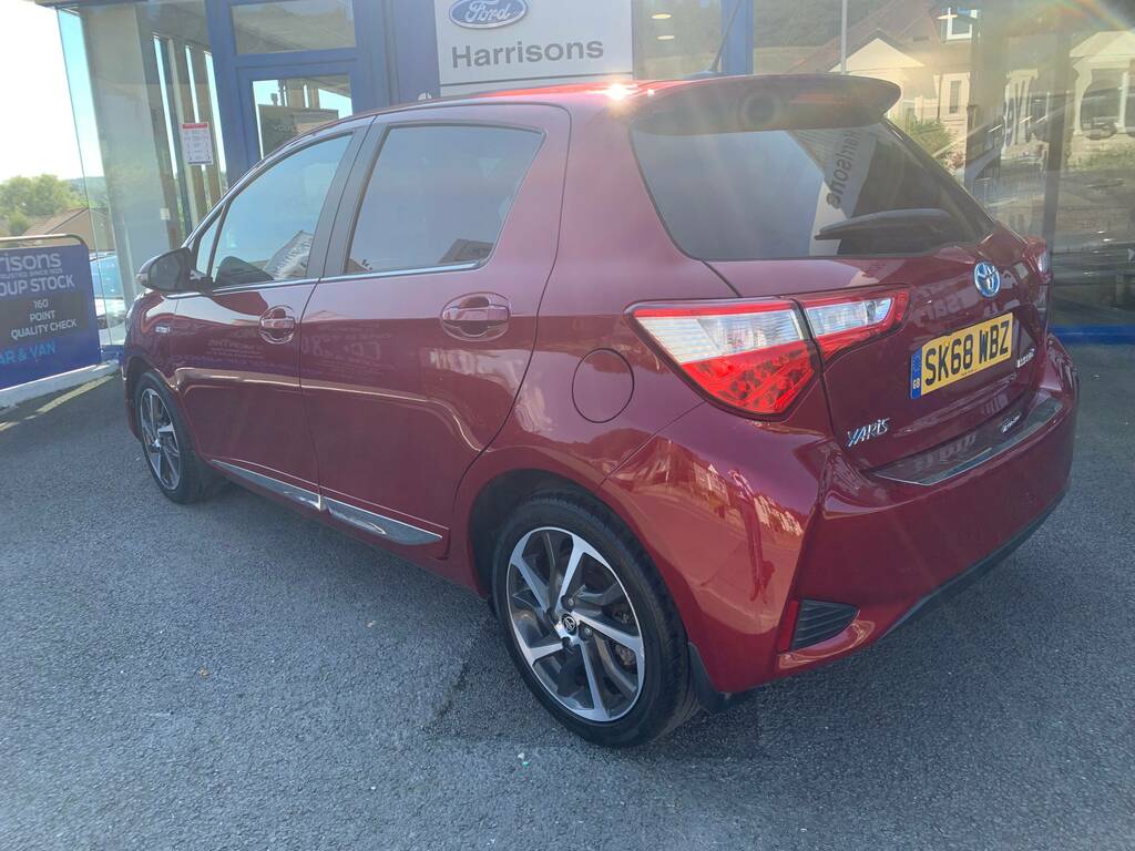 Toyota Yaris 1.5 Vvt-h Excel E-cvt Euro 6 Ss 15In Alloy Red #2