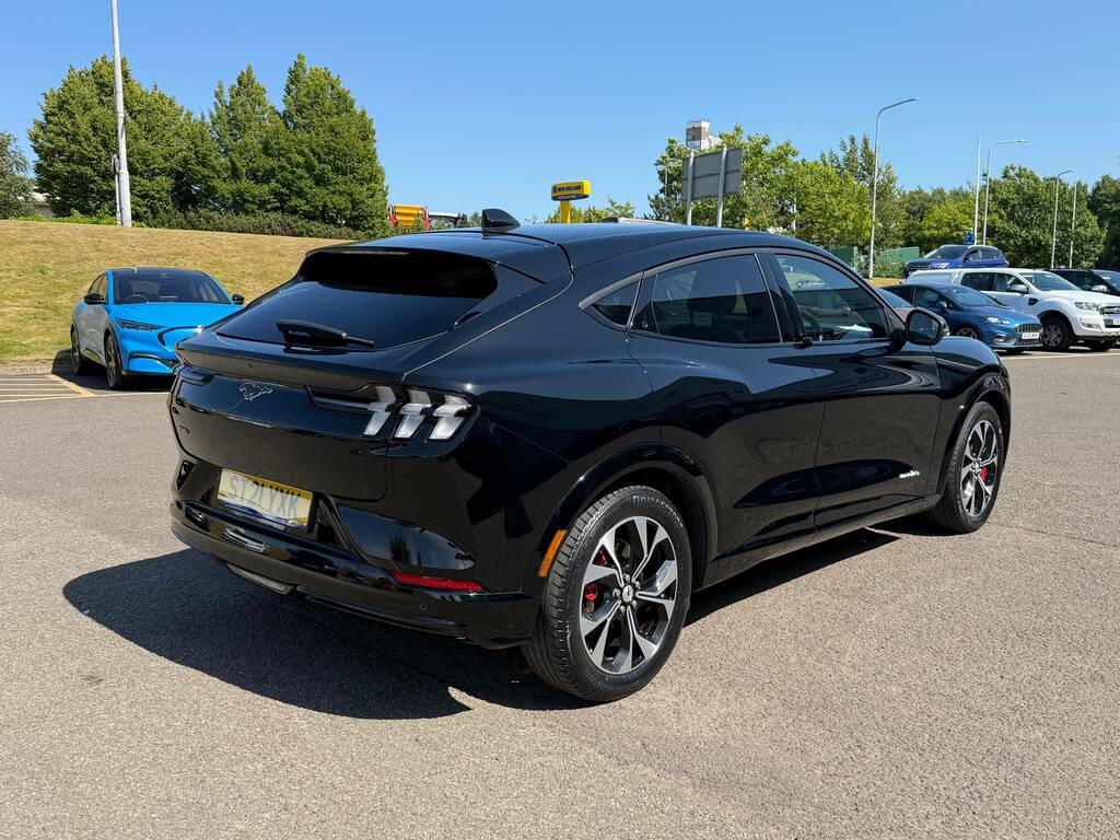 Ford Mustang Mach-E 198Kw Base Standard Range 68Kwh Awd ST21YXK Black #5
