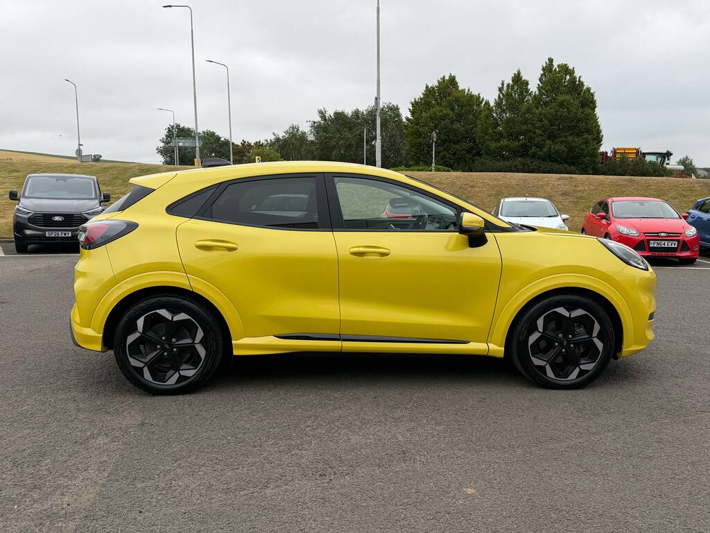 Ford Puma Premium 43 Kwh Standard Range 1 Speed 16 ST25ZKE Yellow #4