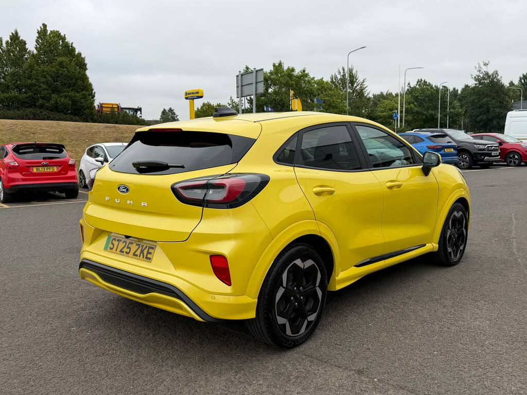 Ford Puma Premium 43 Kwh Standard Range 1 Speed 16 ST25ZKE Yellow #5