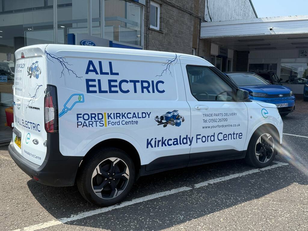 Ford Transit Courier 100Kw 43Kwh Limited White #5