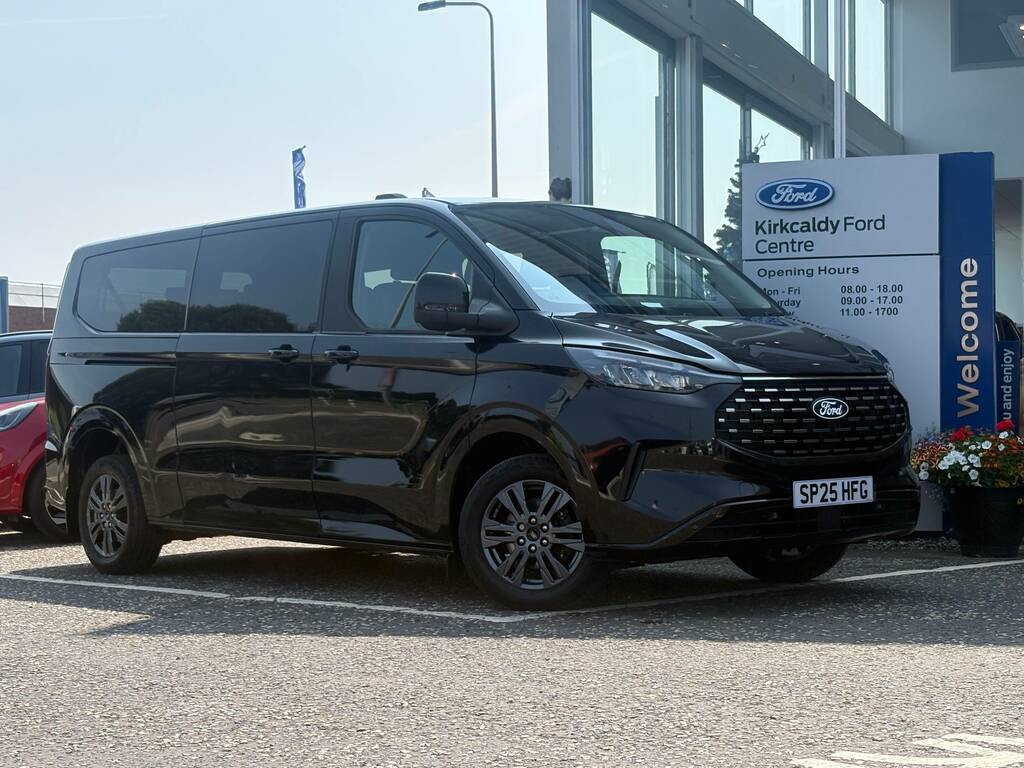 Ford Tourneo Custom 320 2.0 Ecoblue 150Ps L2 Titanium 9 Seater Black