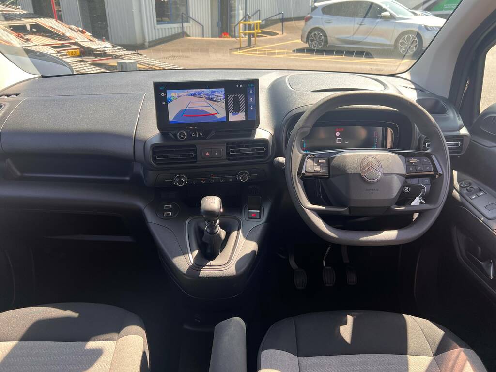 Citroen Berlingo 1.5 D 100 Plus M Black #4