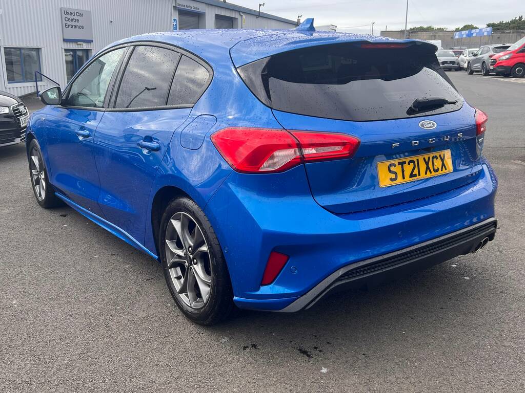 Ford Focus 1.0 Ecoboost Hybrid Mhev 125 St-line Edition ST21XCX Blue #3