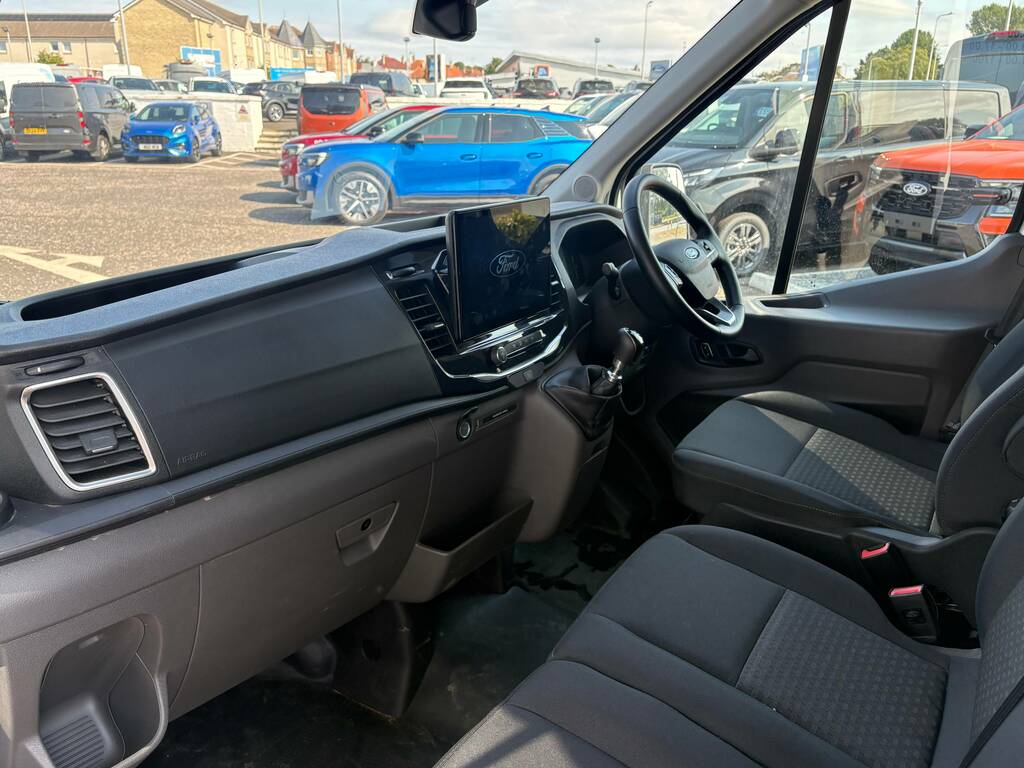 Ford Transit Custom 350 2.0 Ecoblue 130Ps L2 H2 Trend Rwd EK25UNS White #4