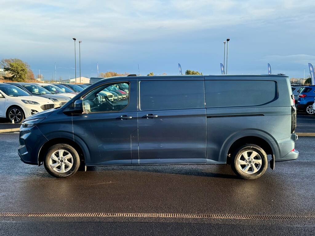 Ford Transit Custom 300 2.0 Ecoblue 136Ps L2 H1 Limited Blue #3