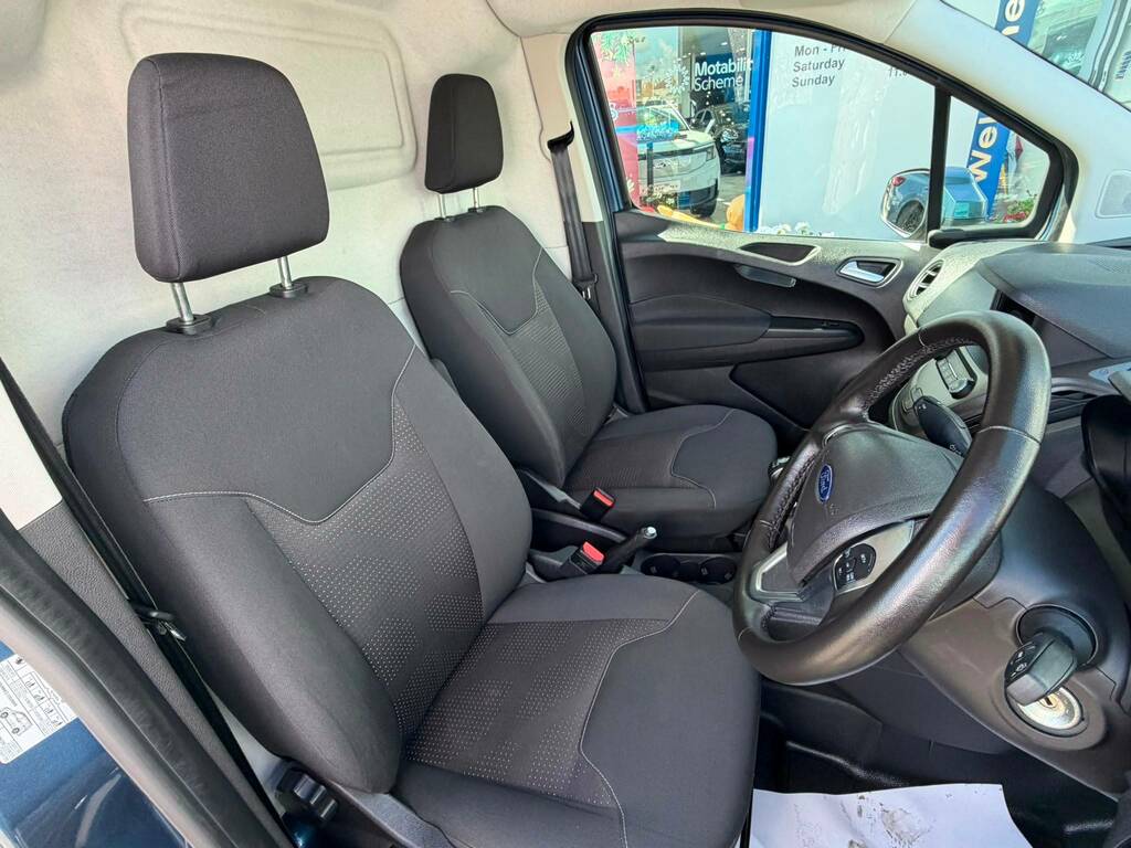 Ford Transit Courier 1.5 Tdci 100Ps Limited Blue #5