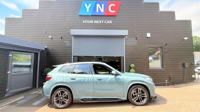 BMW iX1 30 66.5Kwh M Sport FJ73UUD Green #3