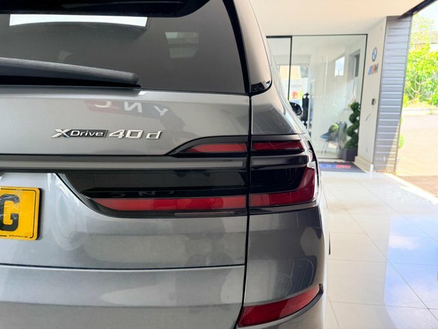 BMW X7 2023 3.0 40D Mht M Sport Suv Hybrid Aut Black #15