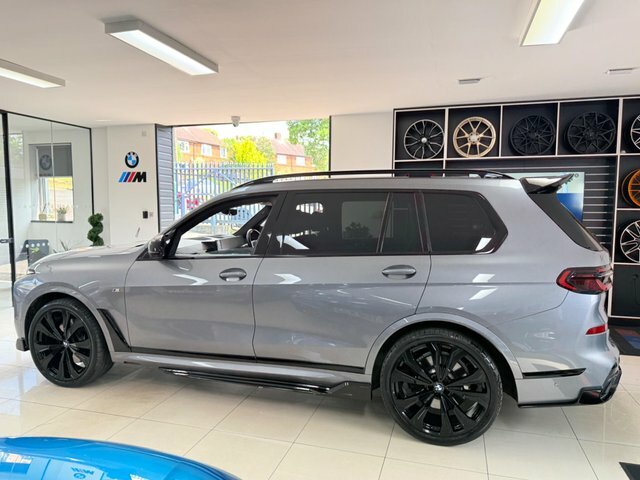 BMW X7 2023 3.0 40D Mht M Sport Suv Hybrid Aut Black #37