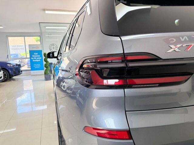 BMW X7 2023 3.0 40D Mht M Sport Suv Hybrid Aut Black #17