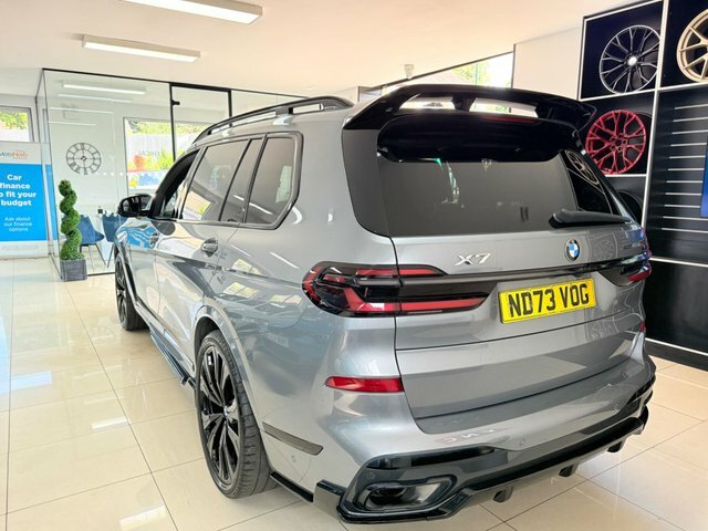 BMW X7 2023 3.0 40D Mht M Sport Suv Hybrid Aut Black #35