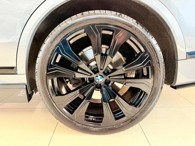 BMW X7 2023 3.0 40D Mht M Sport Suv Hybrid Aut Black #44