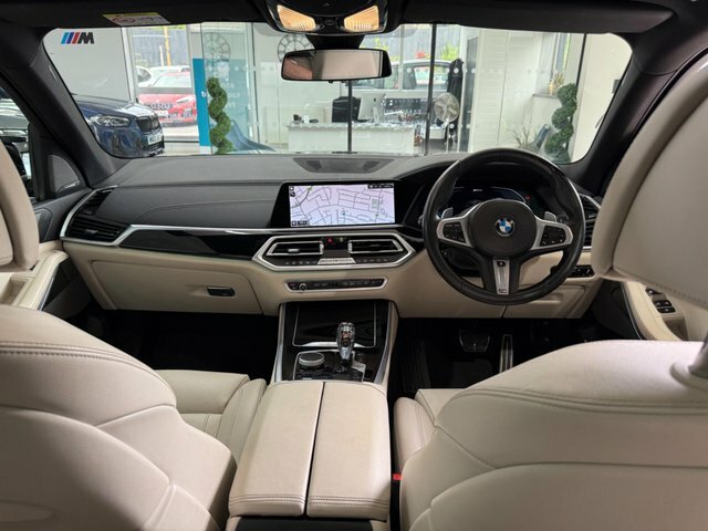 BMW X5 3.0 45E 24Kwh M Grey #6
