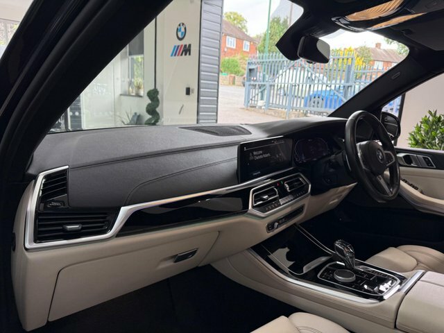 BMW X5 Xdrive30d M Sport Full Bmw History Sky Lounge Pano Grey #35