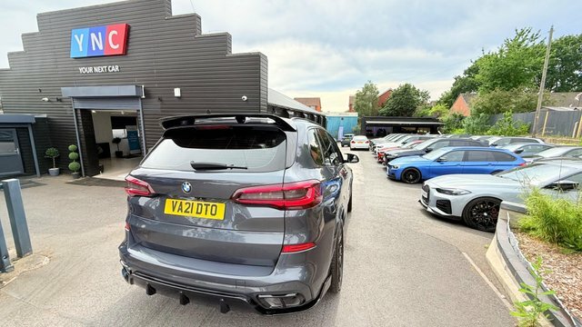 BMW X5 3.0 45E 24Kwh M Grey #2