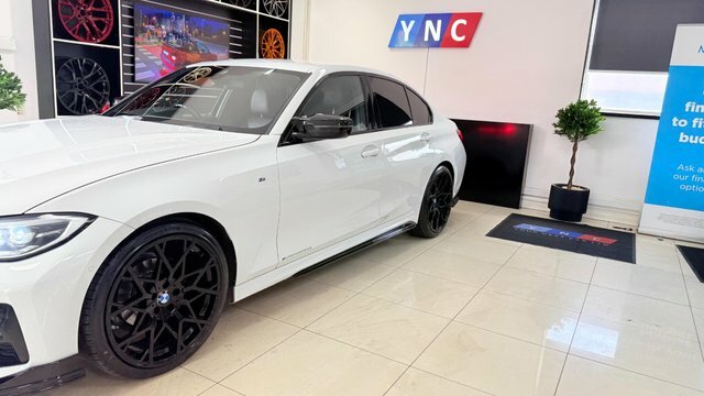 BMW 3 Series 2.0 318I M Sport RE22KOW White #4
