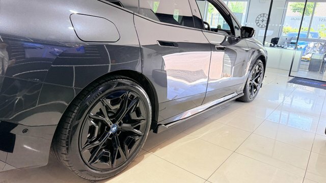 BMW iX 40 76.6Kwh M Sport Grey #5