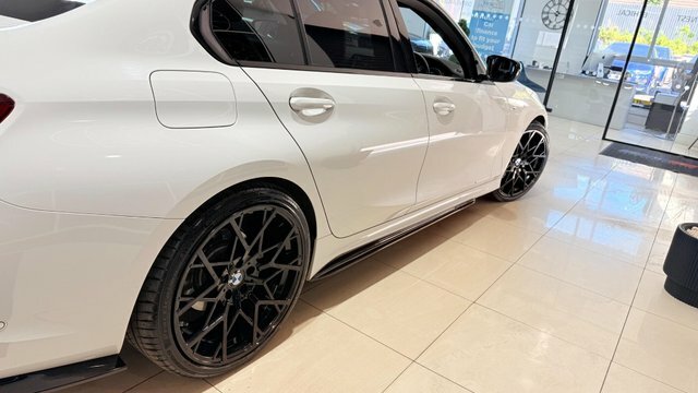 BMW 3 Series 2.0 318I M Sport White #4