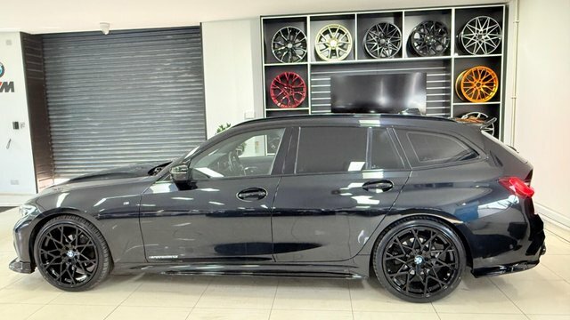 BMW 3 Series 2.0 320I M Sport Black #3