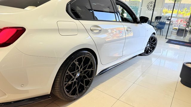 BMW 3 Series 2.0 320I M Sport HK70OUM White #5