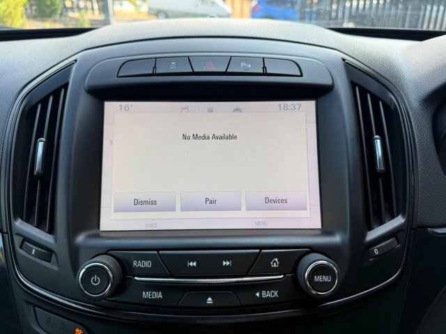 Vauxhall Insignia Hatchback Black #8