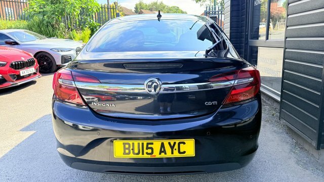 Vauxhall Insignia Hatchback Black #10
