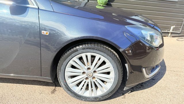 Vauxhall Insignia Hatchback Black #23