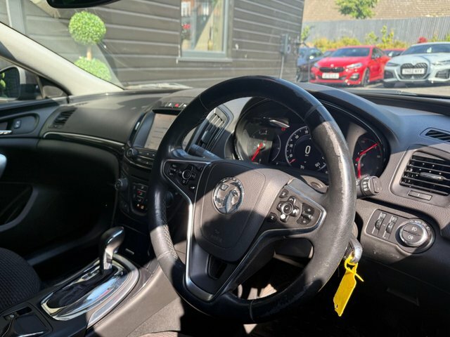 Vauxhall Insignia Hatchback Black #20